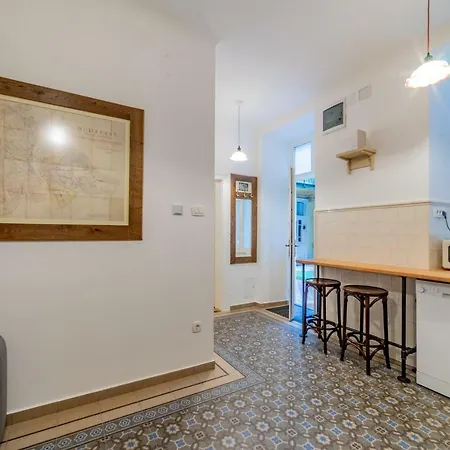 Apartment Kiraly Street Nest *